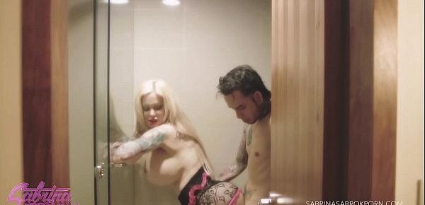  Sabrina Sabrok Blowjob ,doggystyle in the shower video completo